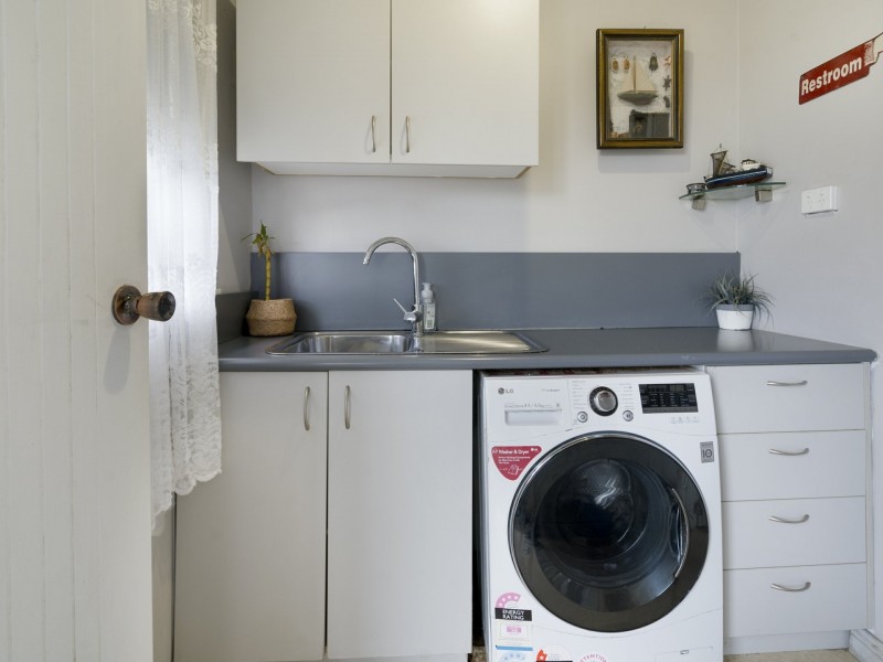 11 Cook Crescent, Mayfield TAS 7248