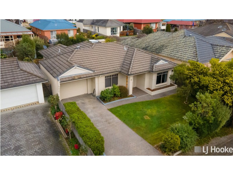 5 Elphinwood Square, Newstead TAS 7250