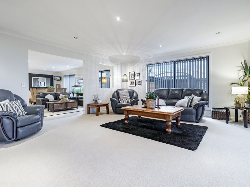 13 Carillion Court, Newnham TAS 7248