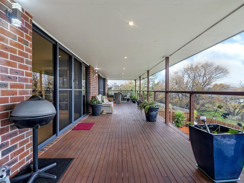 13 Carillion Court, Newnham TAS 7248