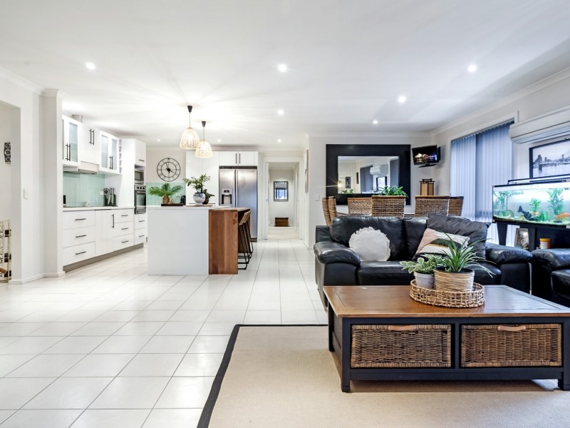 13 Carillion Court, Newnham TAS 7248