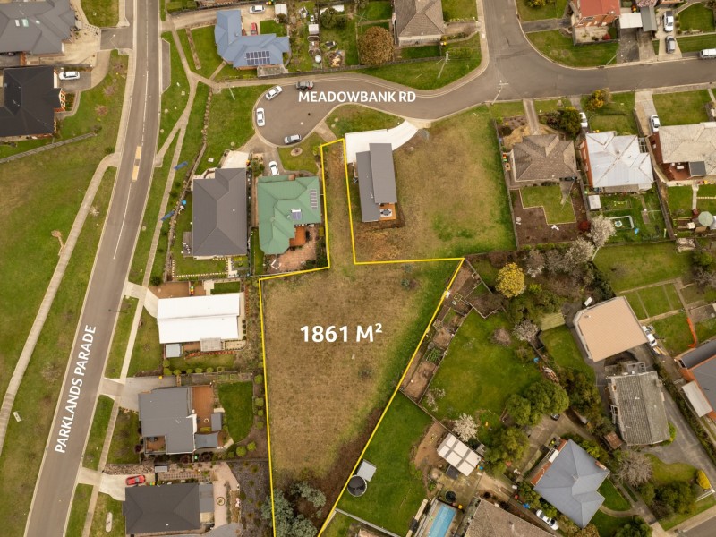 6 Meadowbank Road, Newnham TAS 7248