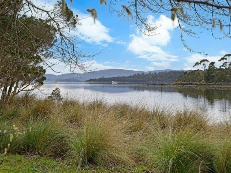 4434 West Tamar Highway, Beauty Point TAS 7270
