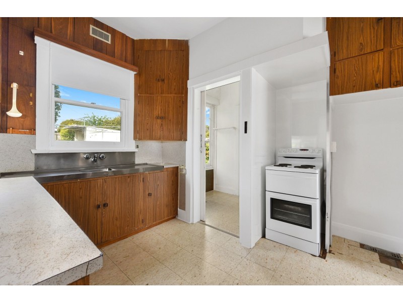 1 Wildor Crescent, Mowbray TAS 7248