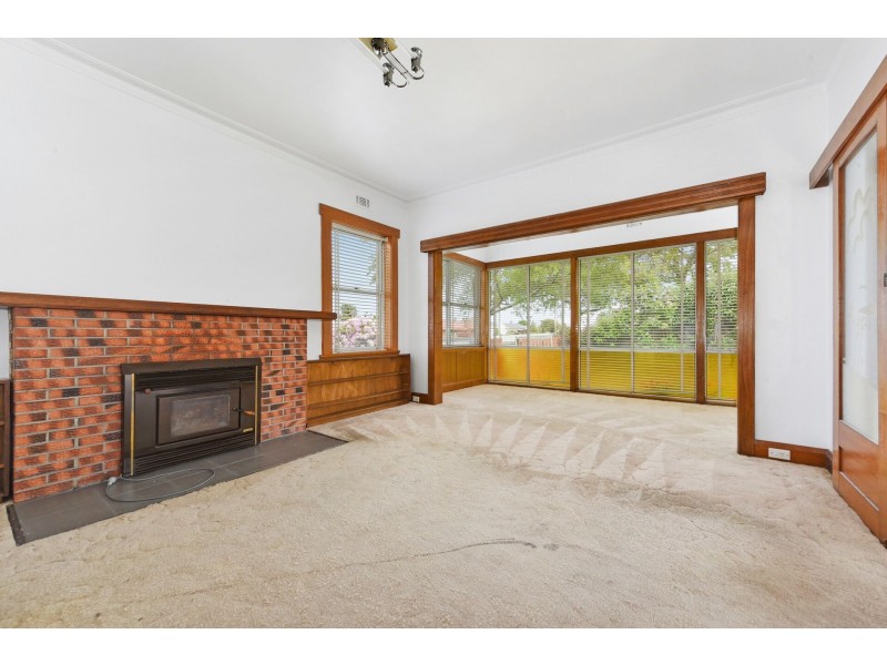 1 Wildor Crescent, Mowbray TAS 7248