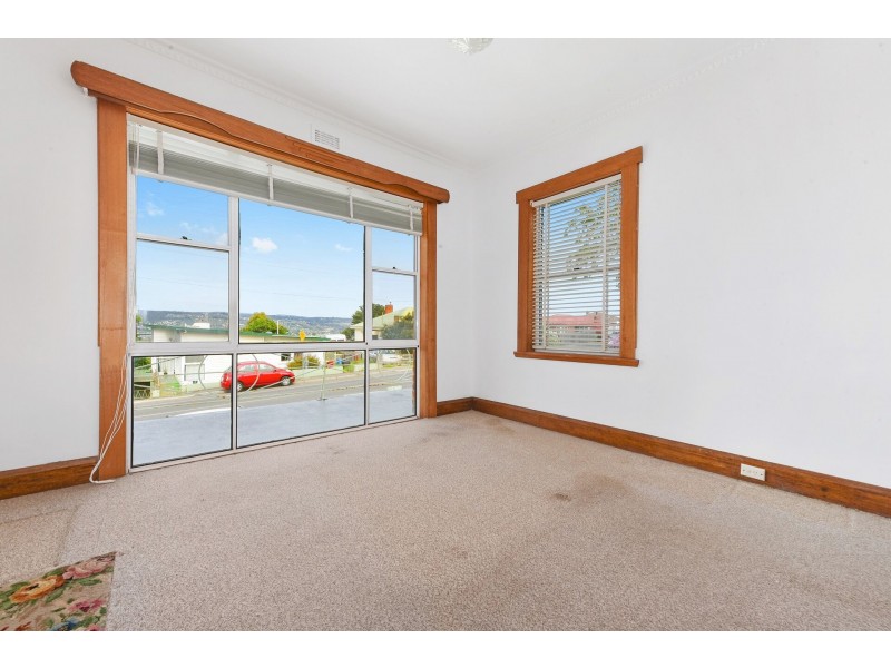 1 Wildor Crescent, Mowbray TAS 7248