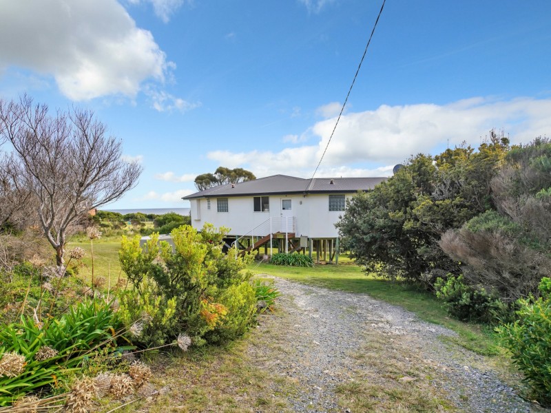 130 Bellbuoy Beach Road, Low Head TAS 7253