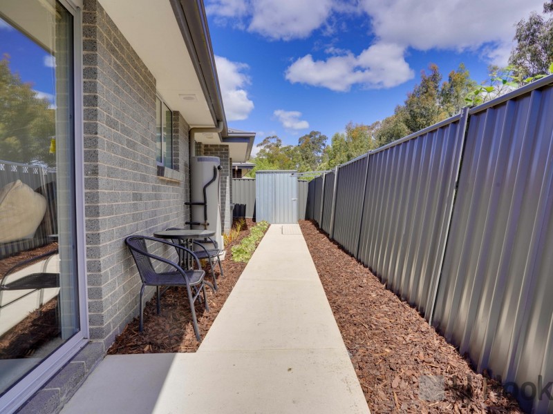5 Olus Place, Newnham TAS 7248
