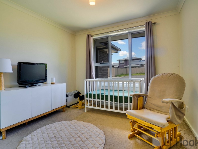 5 Olus Place, Newnham TAS 7248