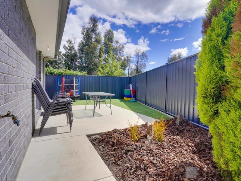 5 Olus Place, Newnham TAS 7248