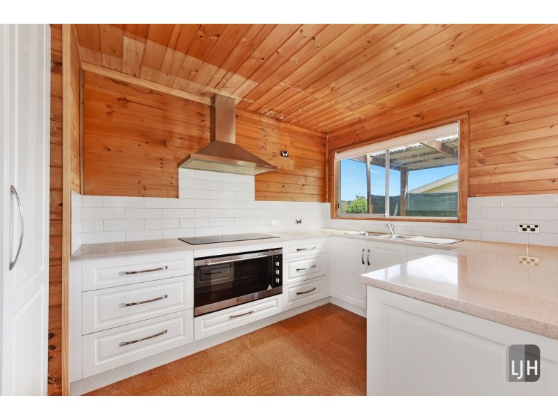 80 Hargrave Crescent, Mayfield TAS 7248