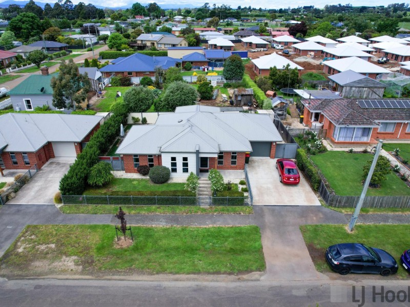 Unit 2/77a William Street, Westbury TAS 7303