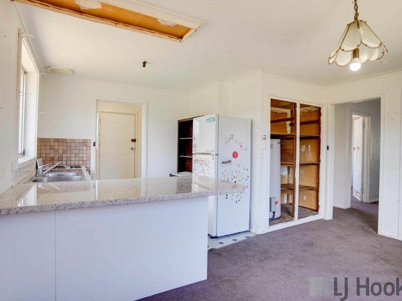 18 Warring Street, Ravenswood TAS 7250