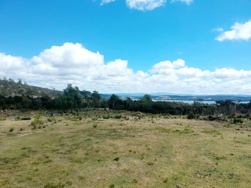 1190 Windermere Road, Swan Bay TAS 7252