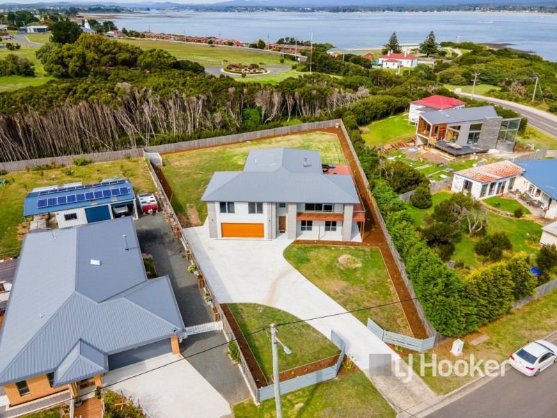 2 William Parish Drive, Low Head TAS 7253