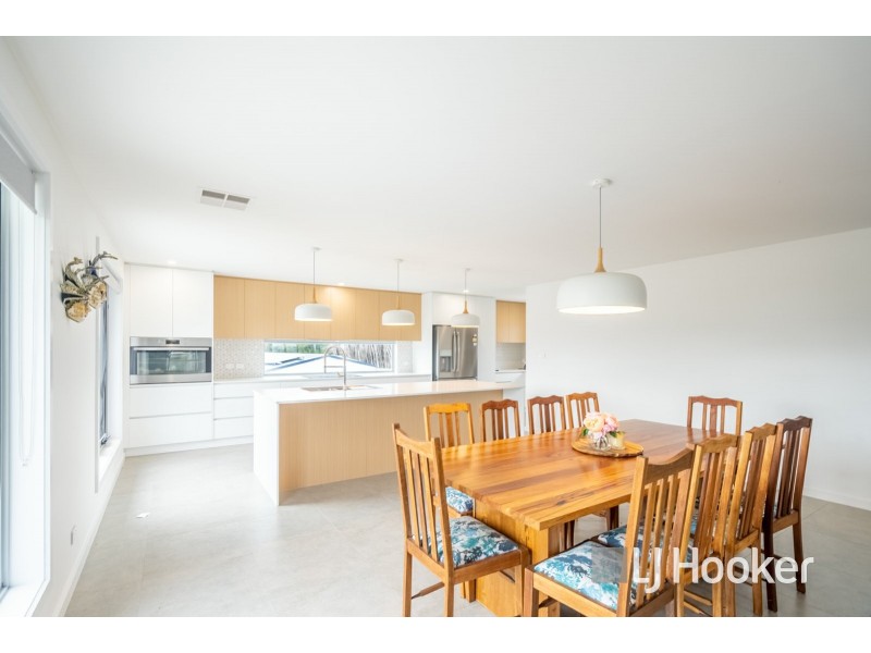2 William Parish Drive, Low Head TAS 7253