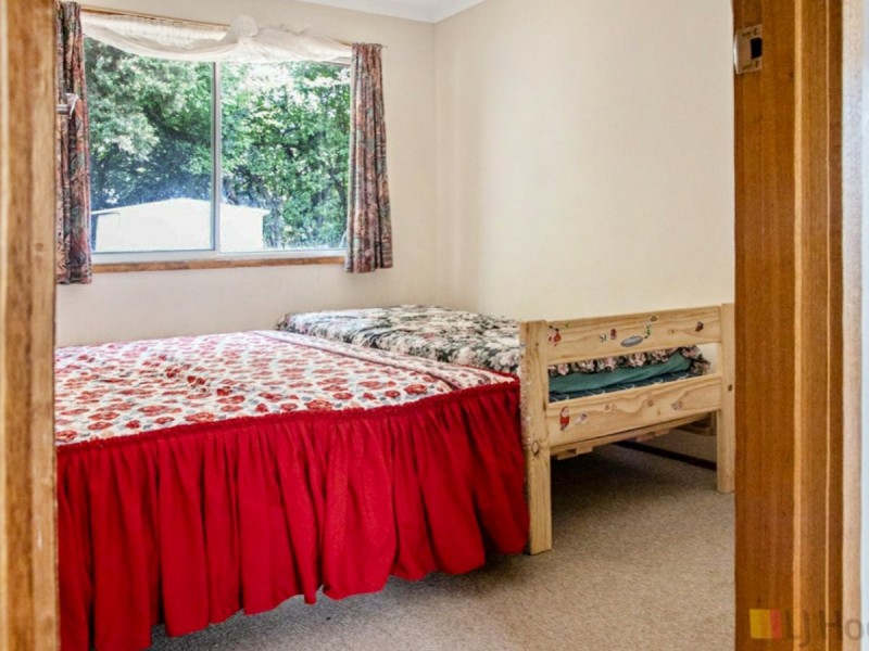 Unit 4/4 Parklands Parade, Newnham TAS 7248