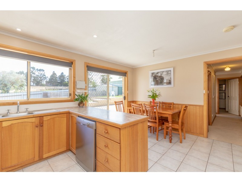 25 Goya Road, Newnham TAS 7248