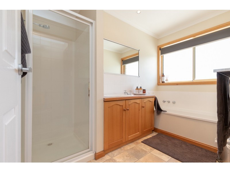 25 Goya Road, Newnham TAS 7248