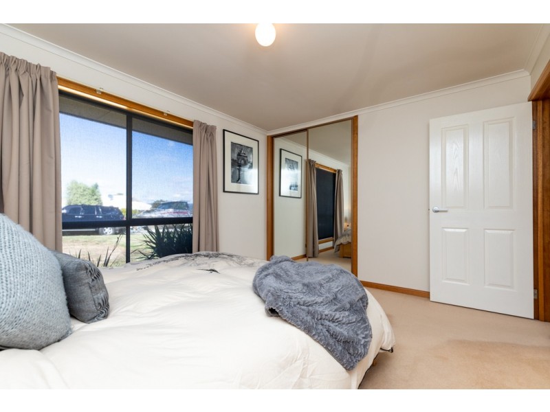 25 Goya Road, Newnham TAS 7248