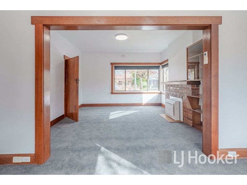 14 Birdwood Street, Mowbray TAS 7248