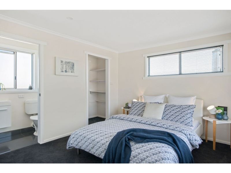 6 Norfolk Street, St Leonards TAS 7250