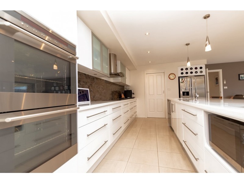 15 Legges Crescent, Prospect TAS 7250