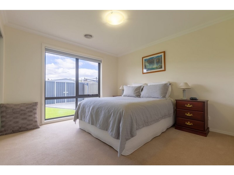 15 Legges Crescent, Prospect TAS 7250