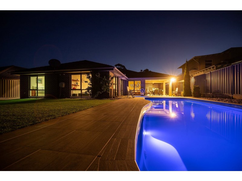 15 Legges Crescent, Prospect TAS 7250
