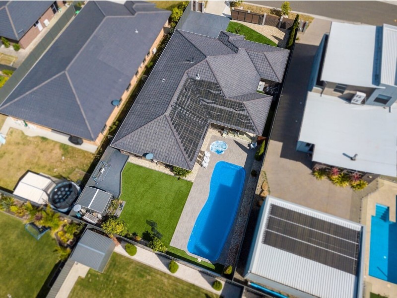 15 Legges Crescent, Prospect TAS 7250