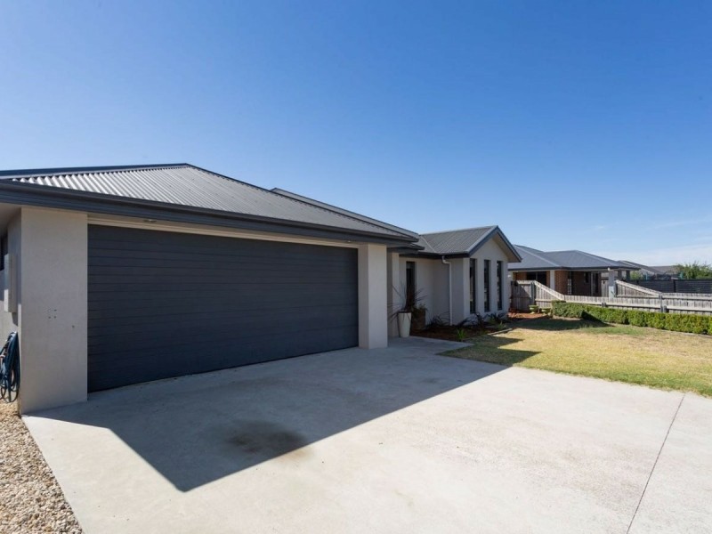 13 Tatiara Court, Perth TAS 7300