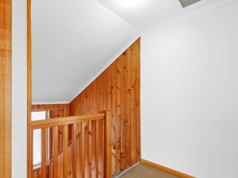 Room 3/3/14 Plumer Street, Mowbray TAS 7248