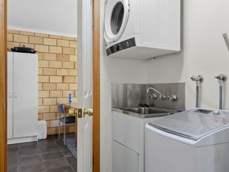 Room 3/3/14 Plumer Street, Mowbray TAS 7248