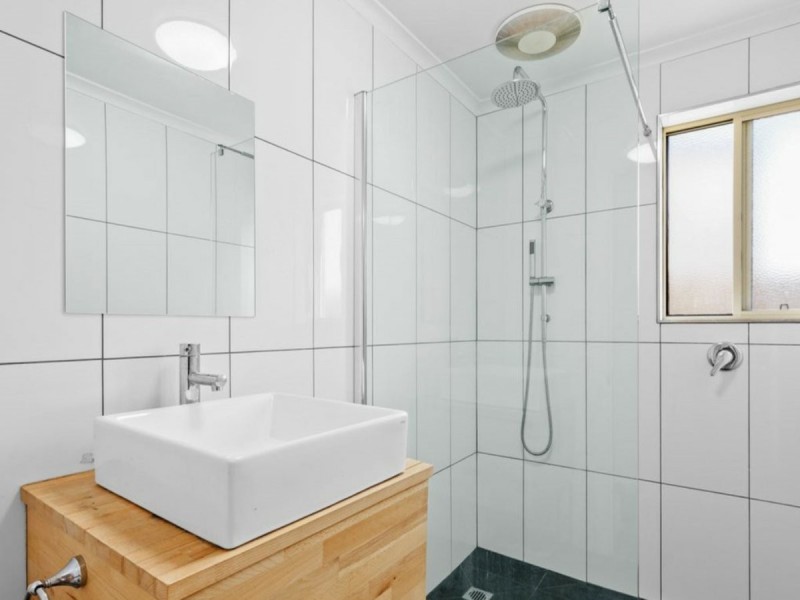 Room 5/3/14 Plumer Street, Mowbray TAS 7248