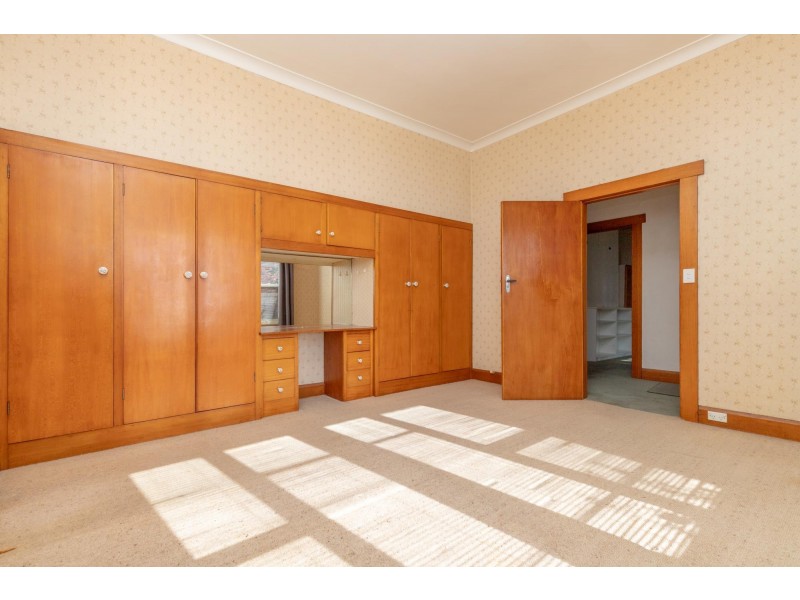 9 Albion Street, Invermay TAS 7248