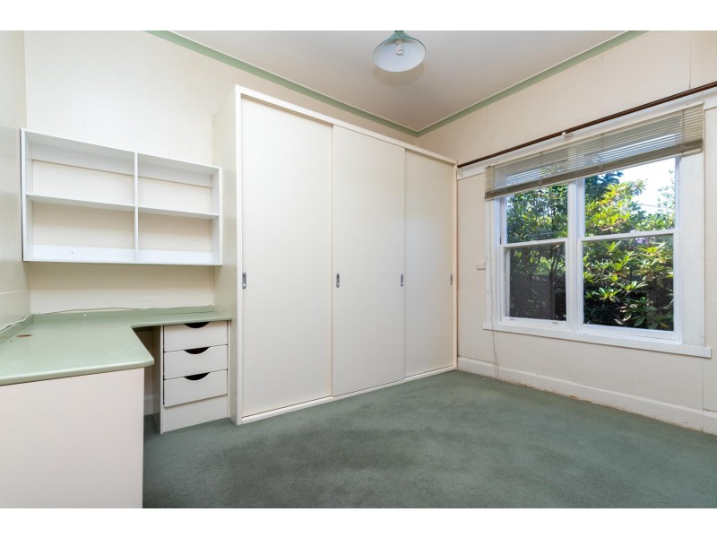 9 Albion Street, Invermay TAS 7248