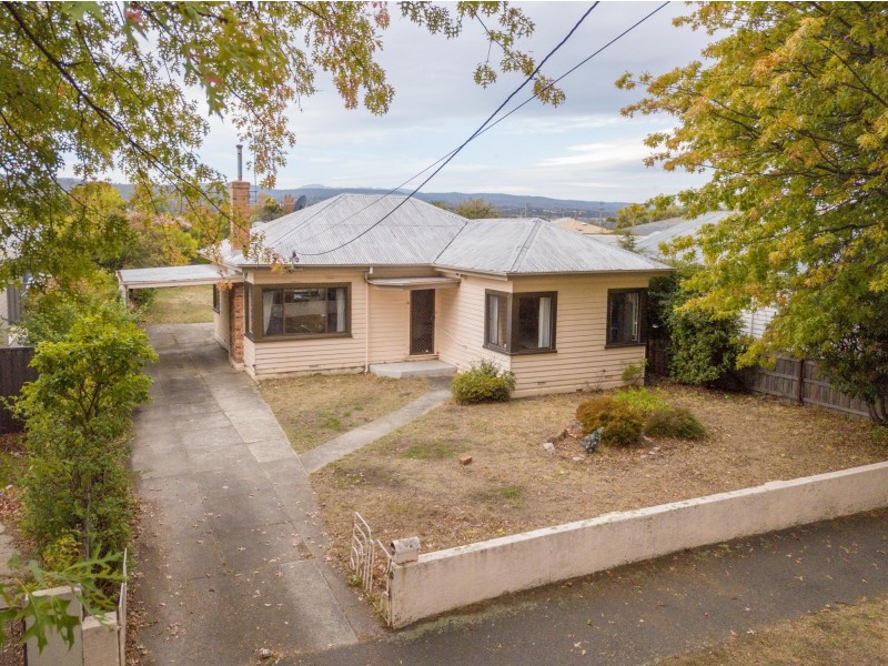 14 Birdwood Street, Mowbray TAS 7248