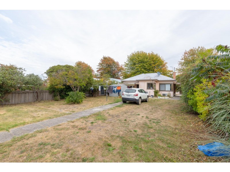 14 Birdwood Street, Mowbray TAS 7248
