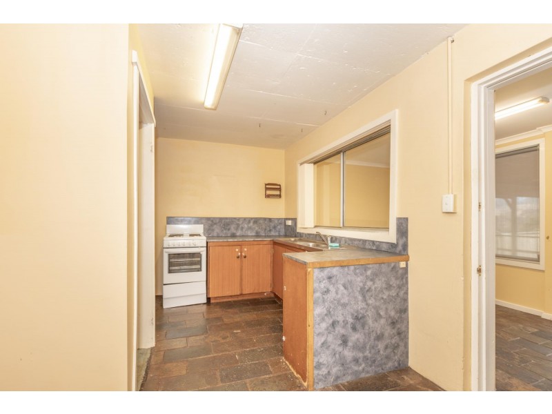 1/54 Crandon Crescent, Newnham TAS 7248