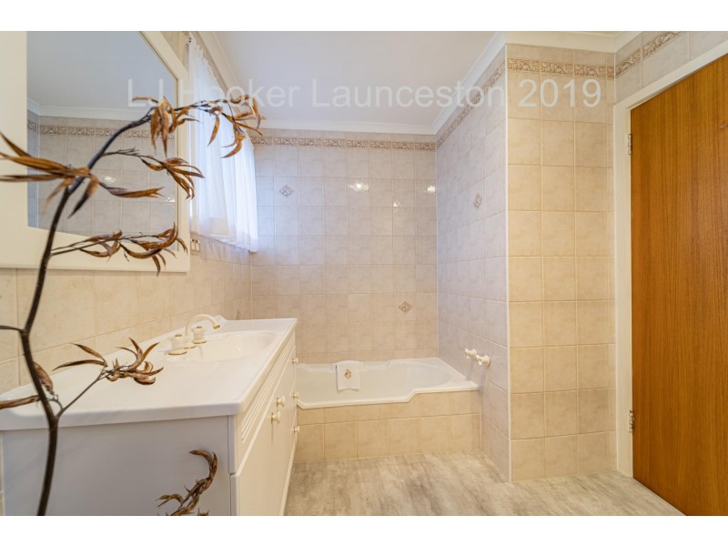 3 Rossmoyne Street, Norwood TAS 7250