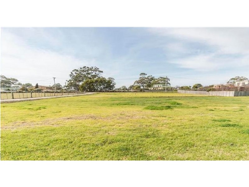 2 Edith Street, Bridport TAS 7262