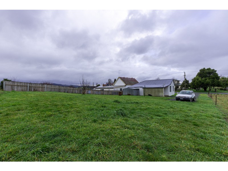 40 Main Road, Legerwood TAS 7263