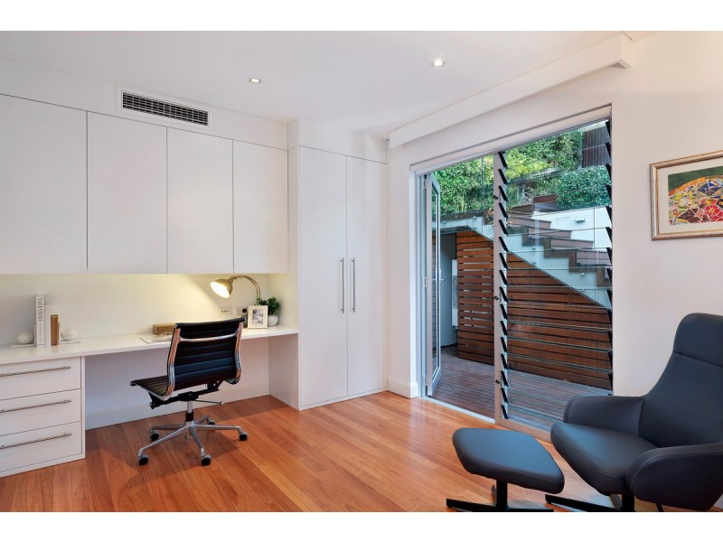 212 Raglan Street, Mosman NSW 2088