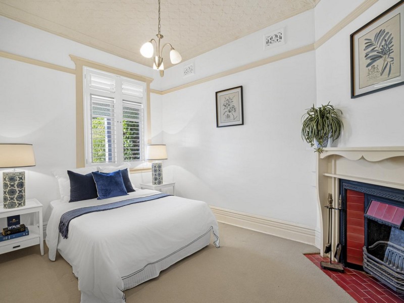 24 Thompson Street, Mosman NSW 2088