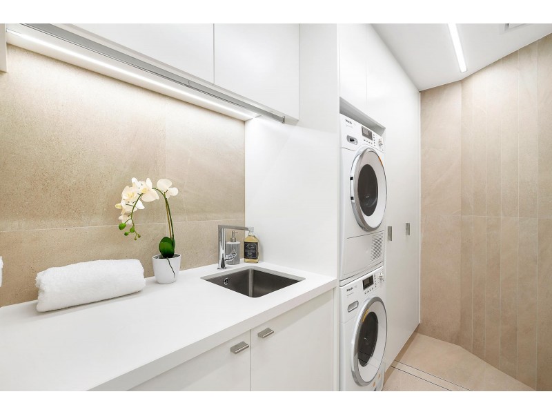 101/3 East Crescent Street, Mcmahons Point NSW 2060