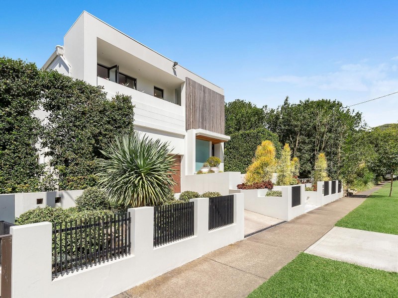 2J Middle Head Road, Mosman NSW 2088