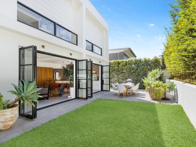 2J Middle Head Road, Mosman NSW 2088