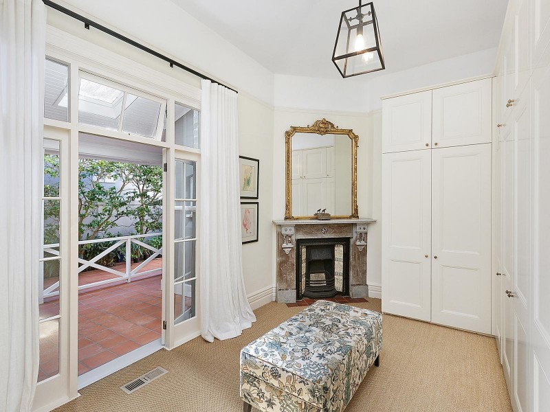 23 Bradleys Head Road, Mosman NSW 2088