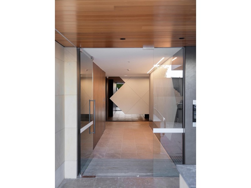 302/3 East Crescent Street, Mcmahons Point NSW 2060