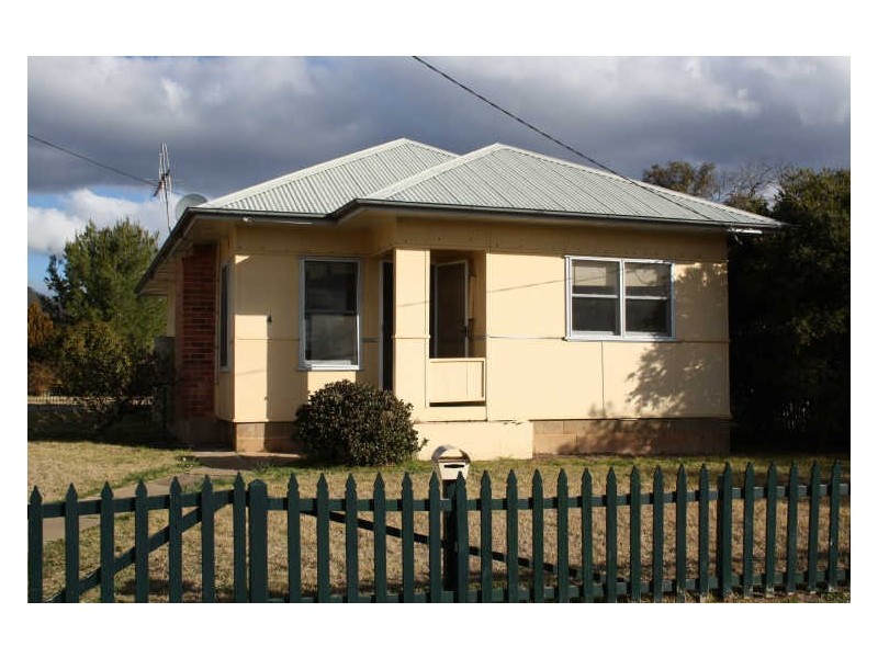4 Dangar Street, Kandos NSW 2848